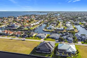 68 Colony Point Dr, Punta Gorda, FL 33950 - Photo 3