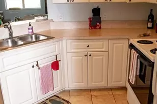 255 W End Dr, Punta Gorda, FL 33950 - Photo 9