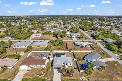 410 Garfield Avenue NW, Port Charlotte, FL 33952 - Photo 73