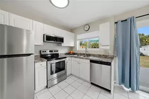 18970 McGrath Cir, Port Charlotte, FL 33948 - Photo 9