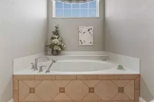 25195 Estrada Cir, Punta Gorda, FL 33955 - Photo 17