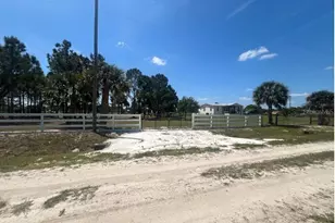 19788 284th Street NW, Okeechobee, FL 34972 - Photo 1
