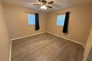 2868 N Salford Blvd, North Port, FL 34286 - Photo 9