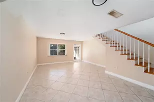 3242 Ramblewood Dr N, Sarasota, FL 34237 - Photo 3