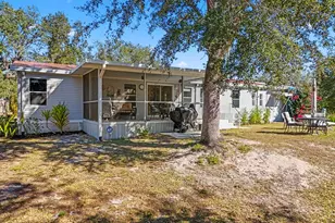 29414 Pine Villa Cir, Punta Gorda, FL 33982 - Photo 3