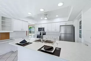 270 Southland Rd, Venice, FL 34293 - Photo 13