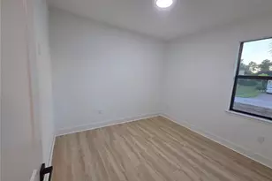 2588 Hemet St, North Port, FL 34288 - Photo 11