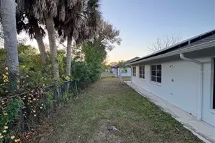 12123 Genoa St, North Port, FL 34287 - Photo 9