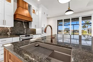 735 Santa Margerita Ln, Punta Gorda, FL 33950 - Photo 11