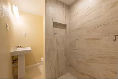 410 W Charlotte Avenue, Punta Gorda, FL 33950 - Photo 7