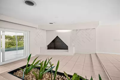 801 Pinellas Point Drive S, Saint Petersburg, FL 33705 - Photo 11