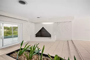 801 Pinellas Point Dr S, Saint Petersburg, FL 33705 - Photo 11