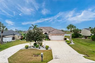 12109 SW Kingsway Cir, Lake Suzy, FL 34269 - Photo 1
