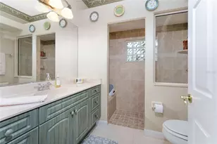 12109 SW Kingsway Cir, Lake Suzy, FL 34269 - Photo 33