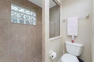 12109 SW Kingsway Cir, Lake Suzy, FL 34269 - Photo 35