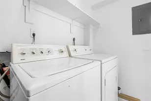 1518 SW Courtyards Ln, Cape Coral, FL 33914 - Photo 19