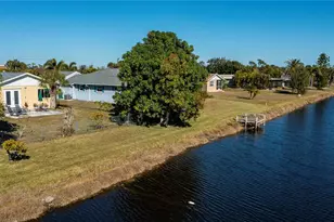 242 Annapolis Ln, Rotonda West, FL 33947 - Photo 5