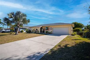 242 Annapolis Ln, Rotonda West, FL 33947 - Photo 1