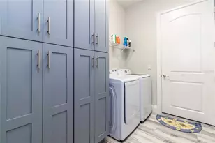 238 W Pine Valley Ln, Rotonda West, FL 33947 - Photo 23