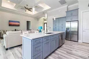 238 W Pine Valley Ln, Rotonda West, FL 33947 - Photo 7