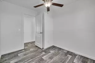 3162 Mercury Ln, North Fort Myers, FL 33903 - Photo 21