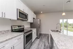 137 Violet Ct, Kissimmee, FL 34759 - Photo 5