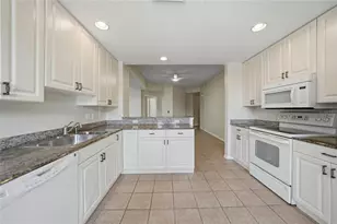 255 W End Dr, Punta Gorda, FL 33950 - Photo 9