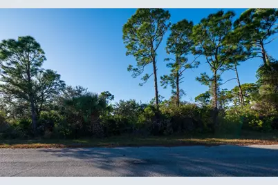 8281 Dimstead St., Port Charlotte, FL 33981 - Photo 5