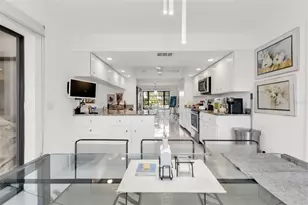 11903 SW Kingsway Cir, Lake Suzy, FL 34269 - Photo 15