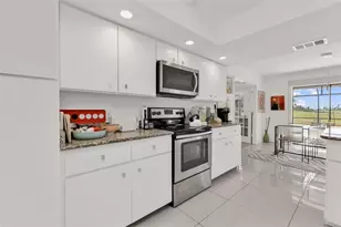 11903 SW Kingsway Cir, Lake Suzy, FL 34269 - Photo 9