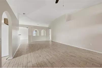 2735 Suncoast Lakes Boulevard, Punta Gorda, FL 33980 - Photo 9