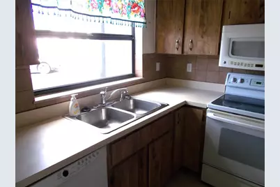 2000 Forrest Nelson Boulevard #C6, Port Charlotte, FL 33952 - Photo 3