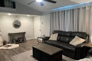 2479 Wimpole St, Port Charlotte, FL 33948 - Photo 5