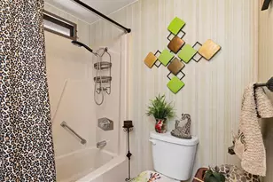 3301 Goldfinch Ln, Englewood, FL 34224 - Photo 15