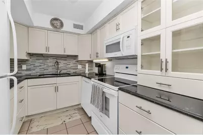 2290 Aaron Street #213, Port Charlotte, FL 33952 - Photo 9