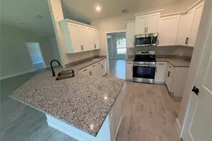 17532 Robinson Ave, Port Charlotte, FL 33948 - Photo 7