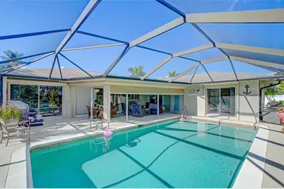 5345 Shalley Circle W, Fort Myers, FL 33919 - Photo 11