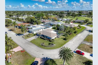 5345 Shalley Circle W, Fort Myers, FL 33919 - Photo 51