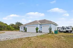 306 Calendar St, Port Charlotte, FL 33954 - Photo 5