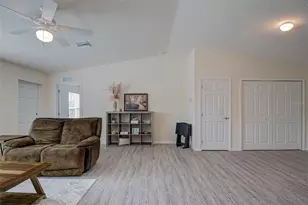 3061 Adcock Dr, Labelle, FL 33935 - Photo 5