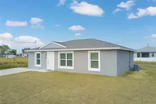 3061 Adcock Dr, Labelle, FL 33935 - Photo 23