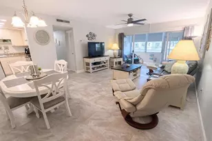 2437 Harbor Blvd, Port Charlotte, FL 33952 - Photo 11