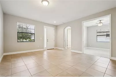 11913 Sunburst Marble Road, Riverview, FL 33579 - Photo 5