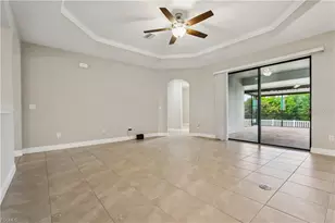 11913 Sunburst Marble Rd, Riverview, FL 33579 - Photo 7