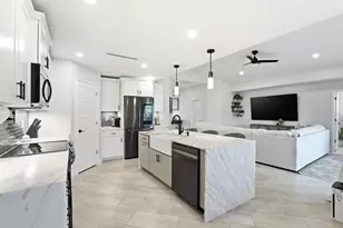 294 Sweetwater Dr, Rotonda West, FL 33947 - Photo 15