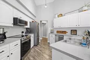 387 Viceroy Terrace, Port Charlotte, FL 33954 - Photo 19