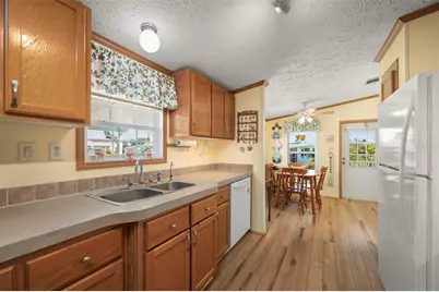 1000 Kings Highway #398, Port Charlotte, FL 33980 - Photo 11