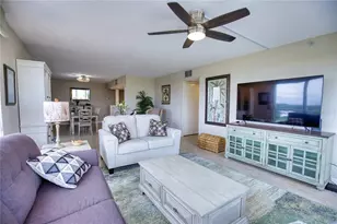 627 Alhambra Rd, Venice, FL 34285 - Photo 7