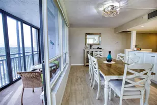 627 Alhambra Rd, Venice, FL 34285 - Photo 9