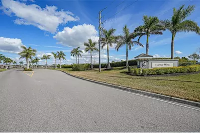 15240 Spanish Point Drive, Port Charlotte, FL 33981 - Photo 35